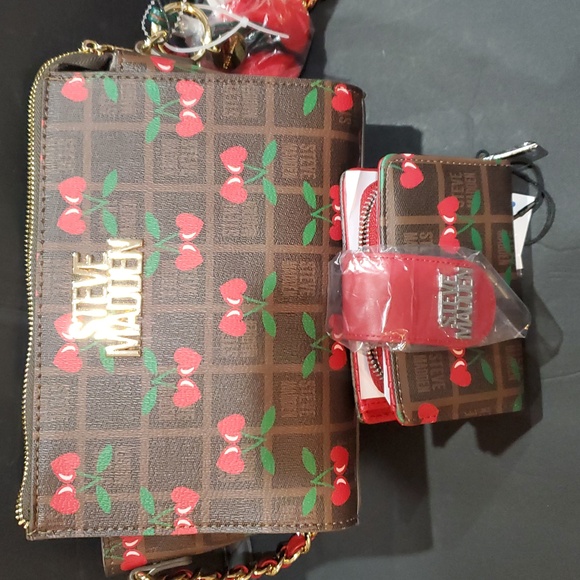 Steve Madden brown plaid checkered cherry print bryder crossbody bag and charm - Picture 13 of 13